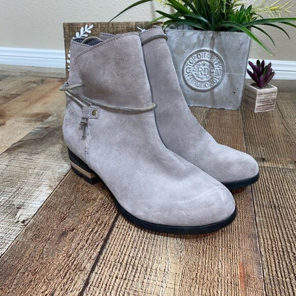 Sorel Farah Short beige gray Suede Kettle/Jet Boots Booties size 9.5 - Picture 3 of 11